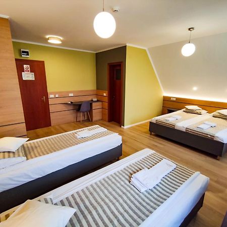 Bonanza Pensiune & Restaurant Mera Zewnętrze zdjęcie