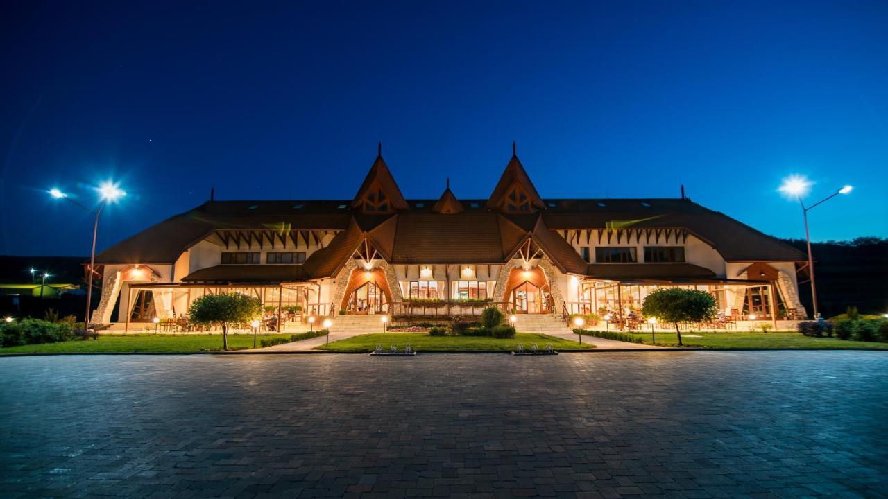 Bonanza Pensiune & Restaurant Mera Zewnętrze zdjęcie