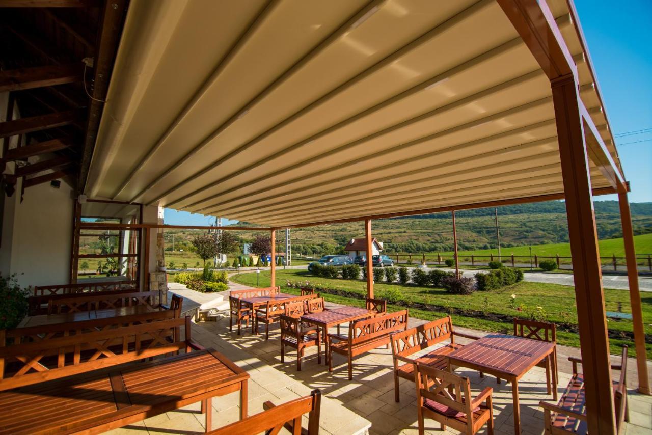 Bonanza Pensiune & Restaurant Mera Zewnętrze zdjęcie